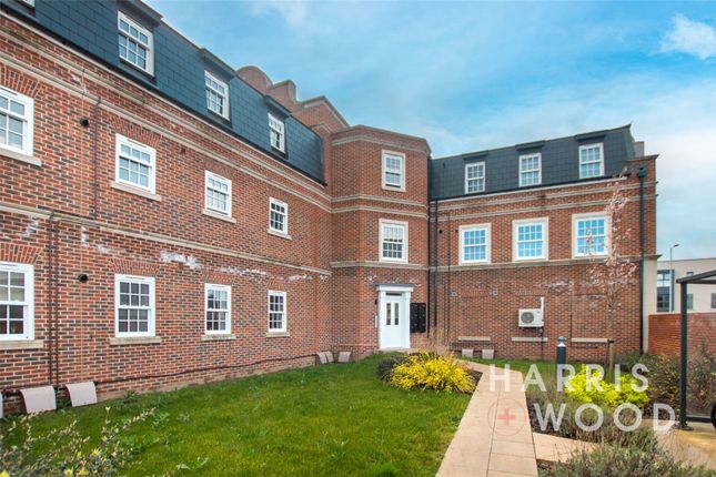 Flat for sale in Carris Close, Colchester, Essex