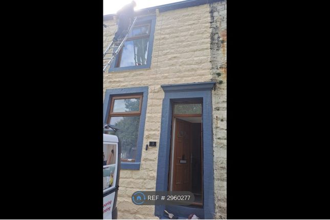 Escar Street, Burnley photo 2