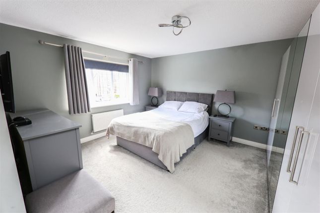 6, Coxley Court, Doncaster photo 3