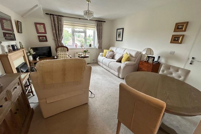29 Bosmere Court The Causeway, Ipswich photo 2