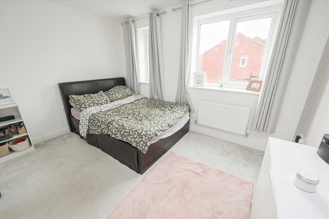 End terrace house for sale in Furnace Close, North Hykeham, Lincoln
