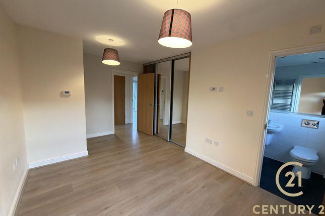 14, Otter Way, WEST DRAYTON photo 5