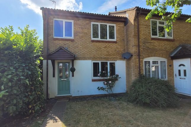 End terrace house to rent in Rye Close, Banbury, Oxon
