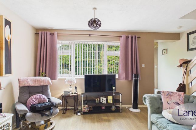 129, Mahon Close, Enfield photo 3
