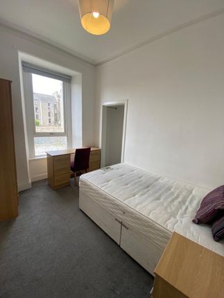 Flat B17, 4, Stirling Street, Dundee photo 4