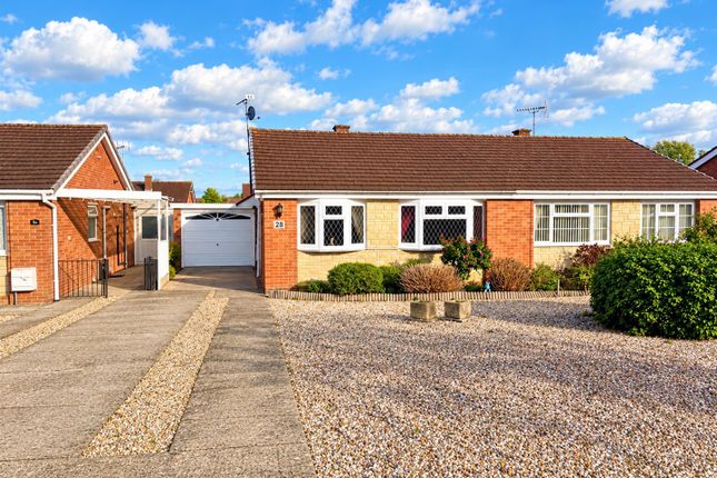 3-bed bungalow on Gilling Way, Swindon, £315,000