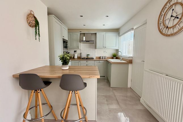 27, Almond Grove, Gurnos, Merthyr Tydfil photo 4