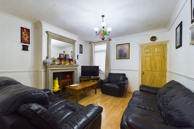 Terraced house for sale in Chester Street, Reading