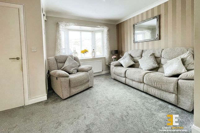 16, Parc Castell, Llandudno Junction photo 3
