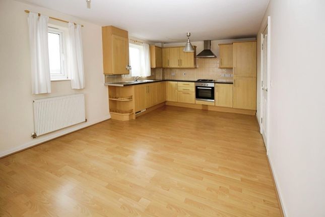 Owlcotes Road, Pudsey photo 2