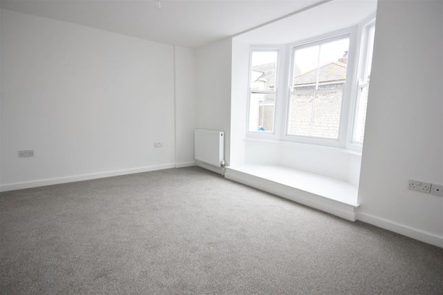 Terraced house to rent in Park Street, Weymouth