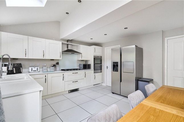39, Honey Pot Drive, Shipley photo 4