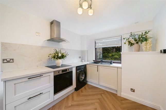 16, Inchwood Court, Glasgow photo 4