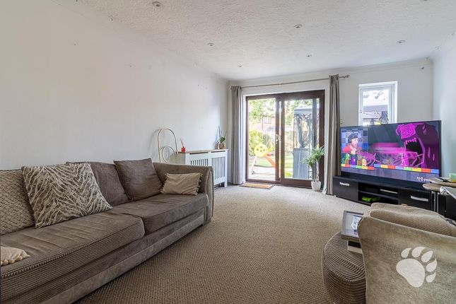 19, Sinclair Walk, Wickford photo 4