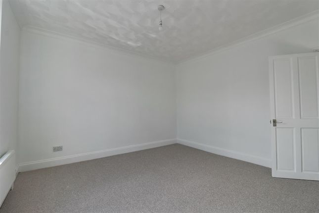 35, Havant Road, Portsmouth photo 2