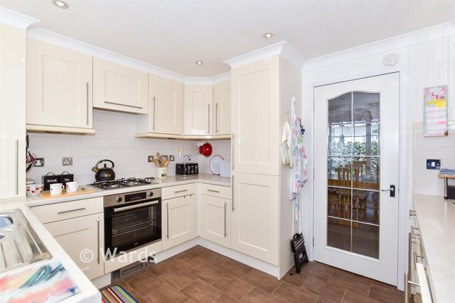 5, Yeomans Way, Maidstone photo 4