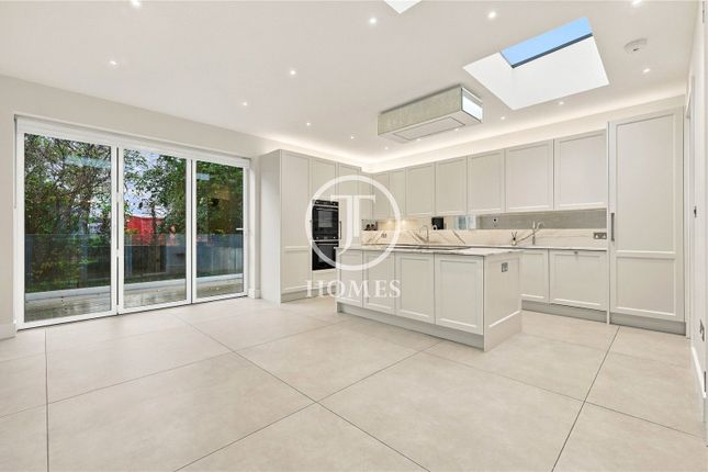 Golders Rise, London photo 3