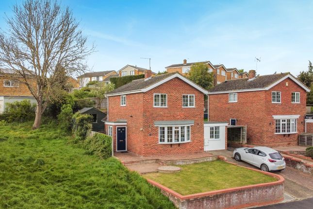 Thumbnail Detached house for sale in Woodthorpe Close, Hadleigh, Ipswich