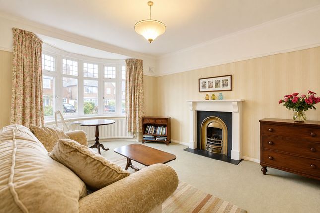 7 Beresford Drive, Leicester photo 2