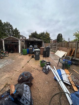 12, Pennine Avenue, Luton photo 5