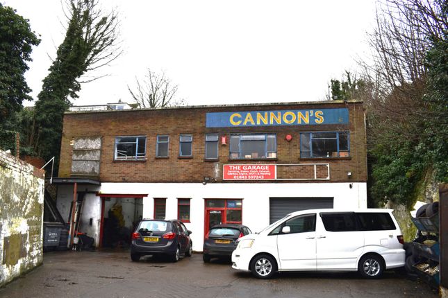 Parking/garage for sale in Hereson Road, Ramsgate