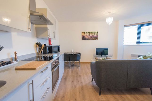 Thumbnail Flat to rent in Stonehill Green, Swindon