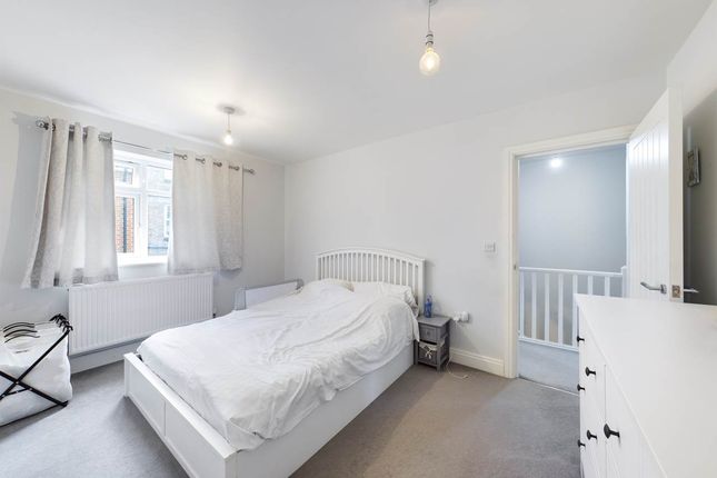 Property to rent in Westdale Road, London