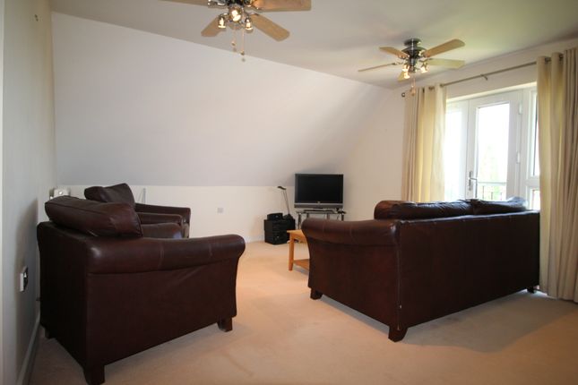 35 Broadacre Place, Fareham photo 2