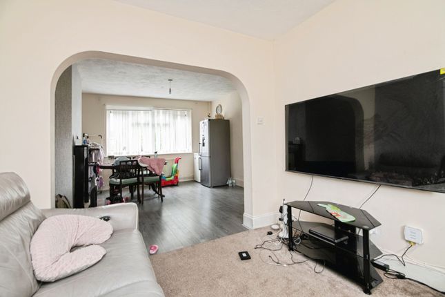74, Brierley Lane, West Midlands photo 4
