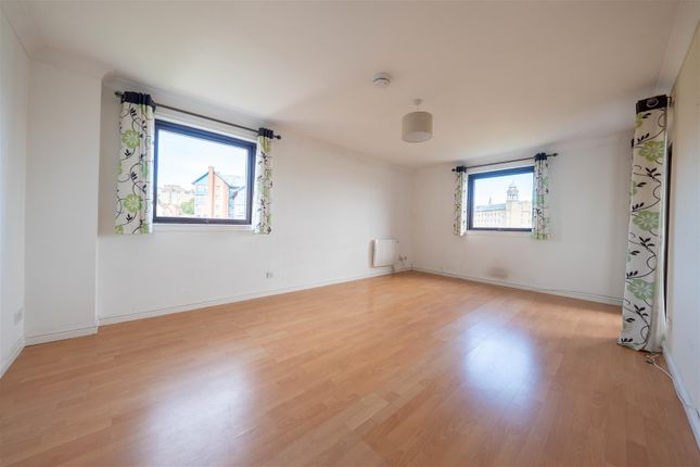Penthouse, Flat 4, Magnum House, 138, Seagate, Dundee photo 2