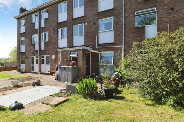 14, Quarry Crescent, Cardiff photo 2