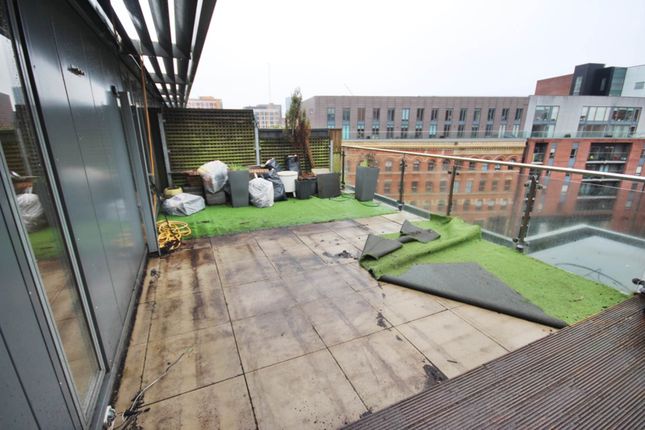 Apartment 504 Fairbairn Building, Henry Street, Manchester photo 5