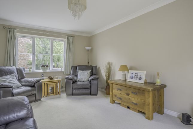 3, FAWLEY CLOSE, SWINDON photo 4