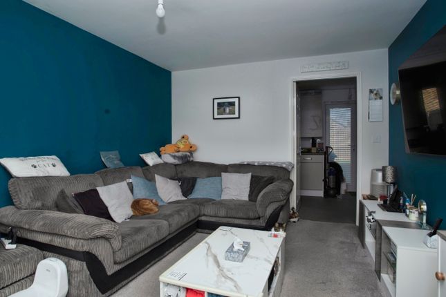30, Moore Drive, Workington photo 4
