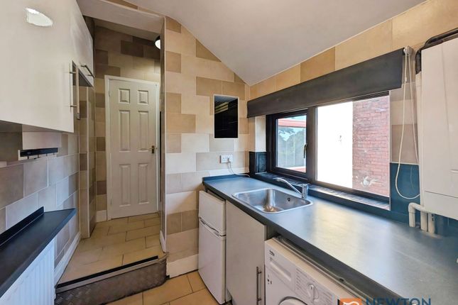 140a Field Road, Walsall photo 3