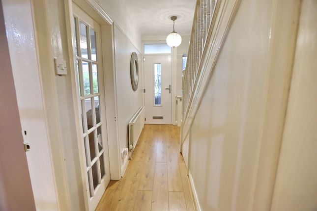 40 Fairway, Manchester photo 2
