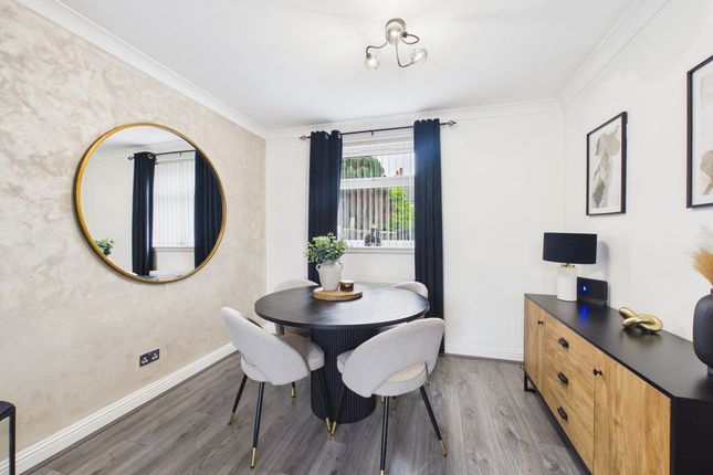 24, Carrick Avenue, Saltcoats photo 4