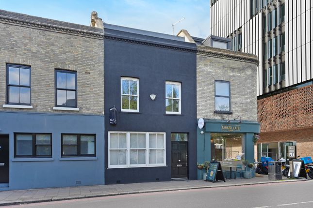 Terraced house for sale in Parkgate Road, London