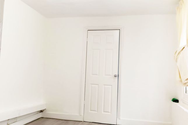 A Studio Flat To Rent
