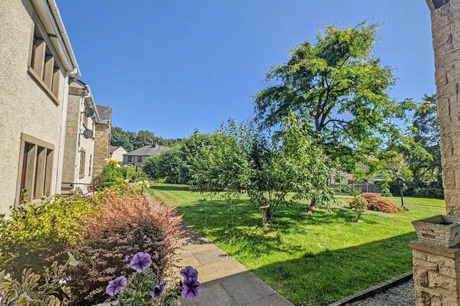 23, Manorfields, WHALLEY photo 2
