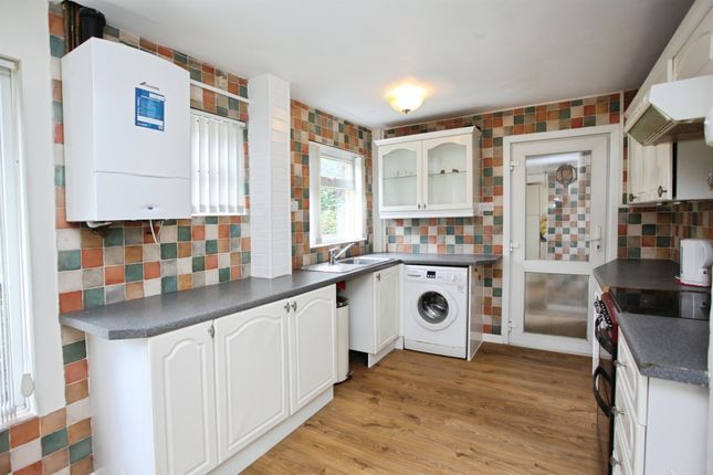 8, Heol Fawr, Caerphilly photo 3