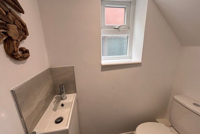 8, Tennyson Avenue, Lancashire photo 5
