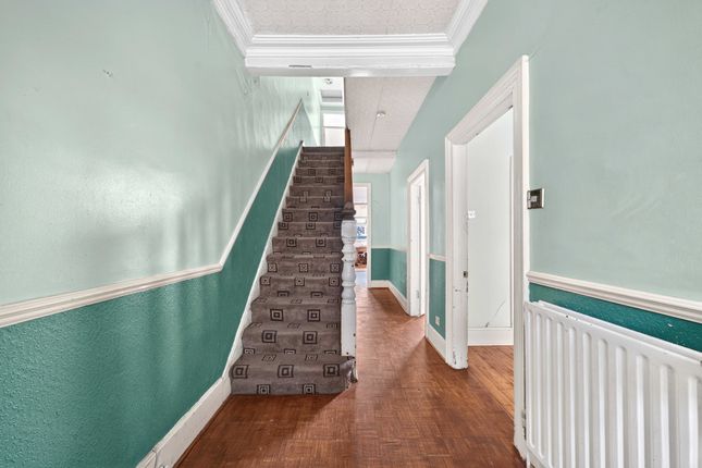 578 Green Lane, Ilford photo 4