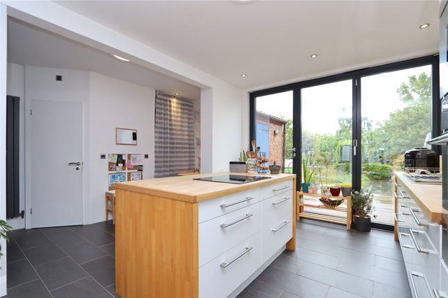47, Gloucester Road, Milton Keynes photo 3