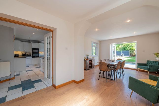 110, Cornwallis Avenue, Canterbury photo 4