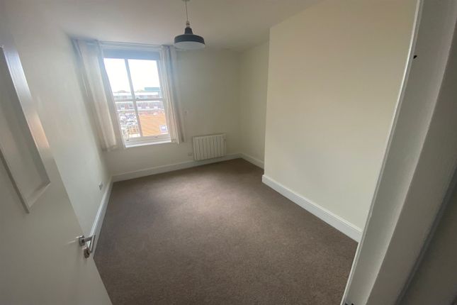 14, Flat 2, Chapel Street, Petersfield photo 5