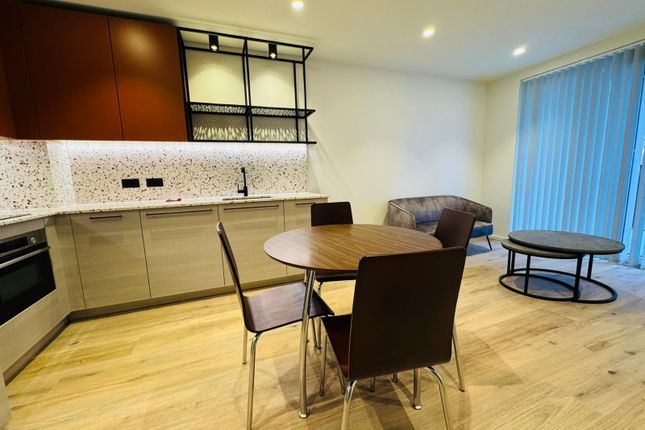 Barnacle House, Poplar Riverside, Hemlock St., London photo 4