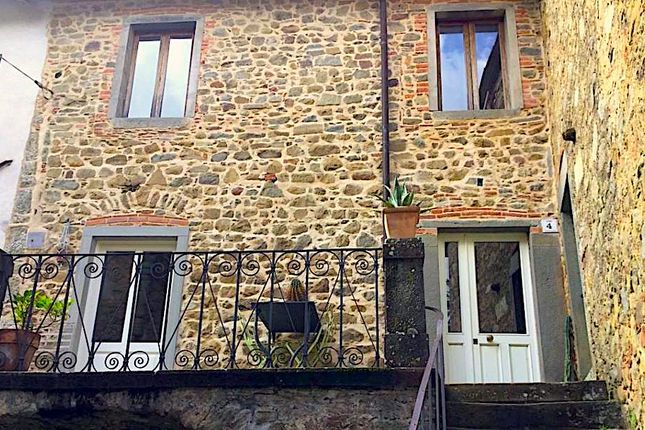 Thumbnail Property for sale in 55022 Bagni di Lucca, Province Of Lucca, Italy