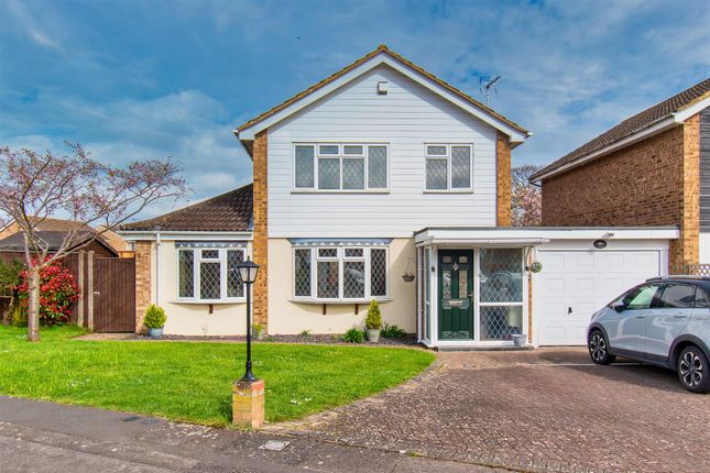 Thumbnail Link-detached house for sale in Loxwood, Earley, Reading