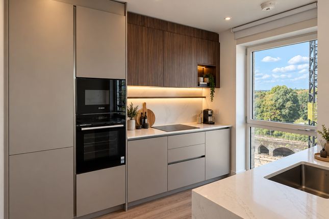 Flat 703, Botanical Apts, London photo 5